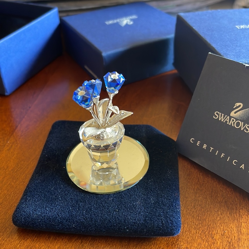 Swarovski Crystal Figurine Forget Me Not - Picture 3 of 8